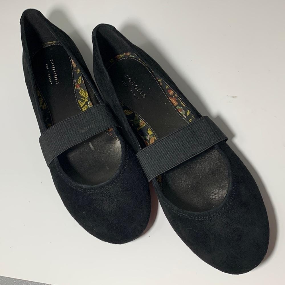 Sonoma “Swanky Black” flats Suede Leather in Size 9.5M, very good condition
